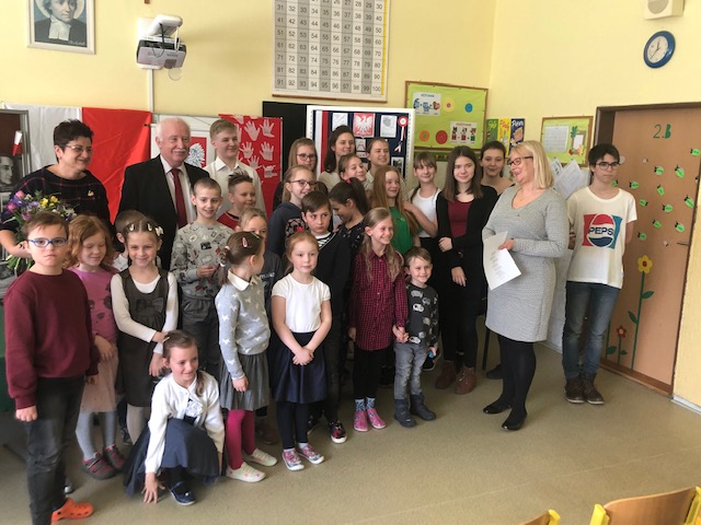 Uroczystości w Szkolnym Punkcie Konsultacyjnym przy Ambasadzie RP w Bratysławie