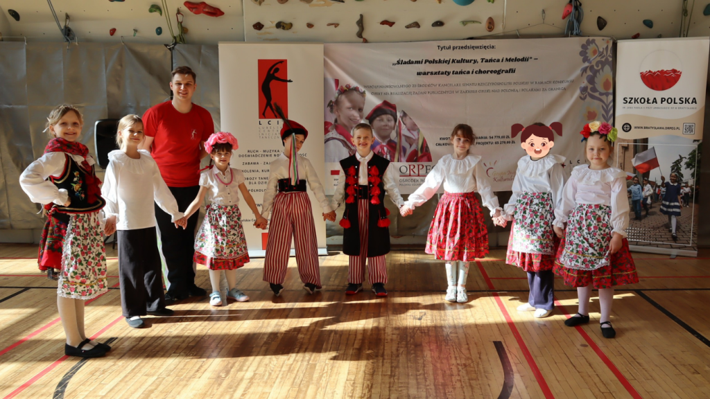 Warsztaty tańców ludowych w naszej szkole